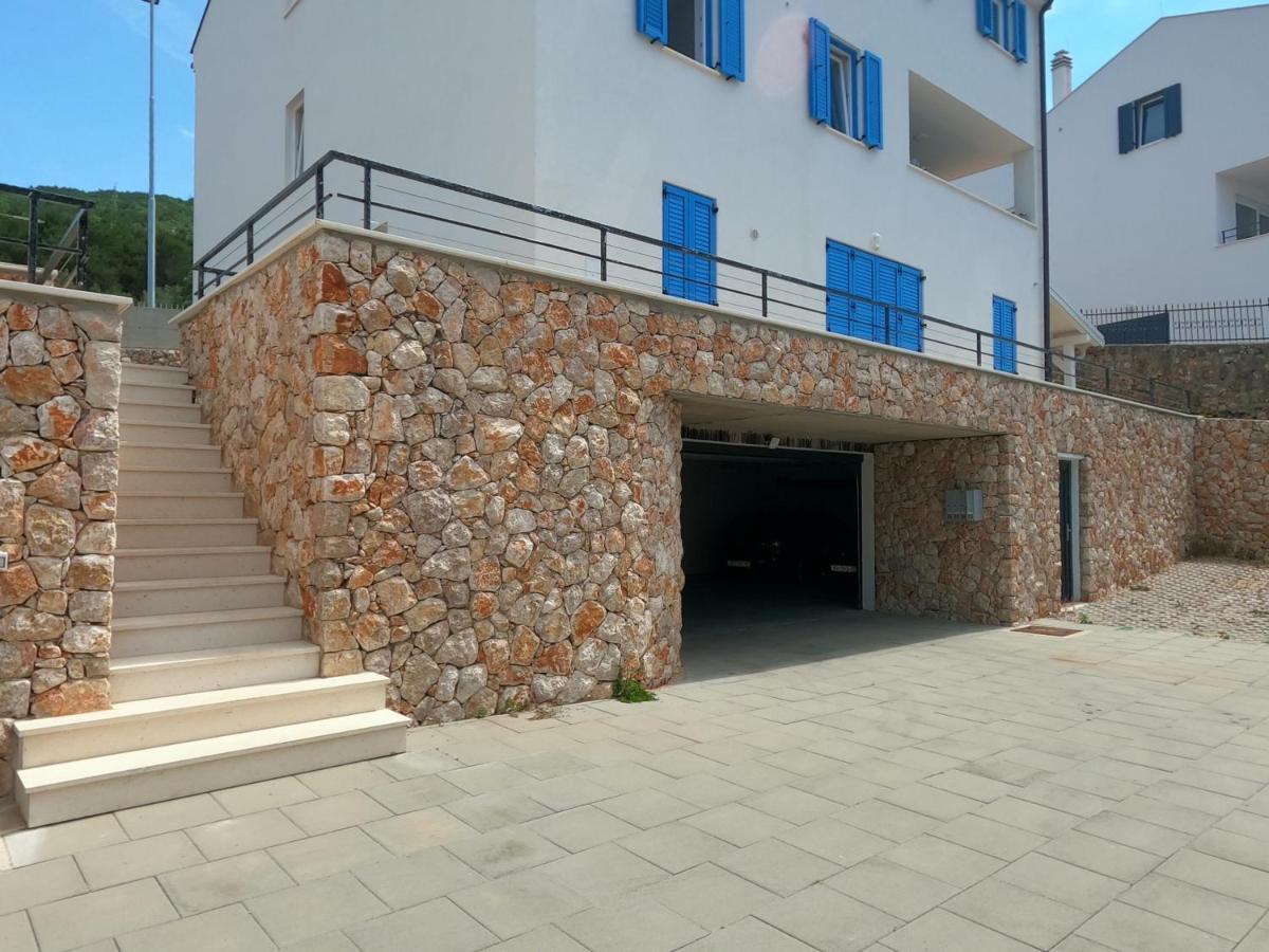 Gavan Room Cres Exterior photo